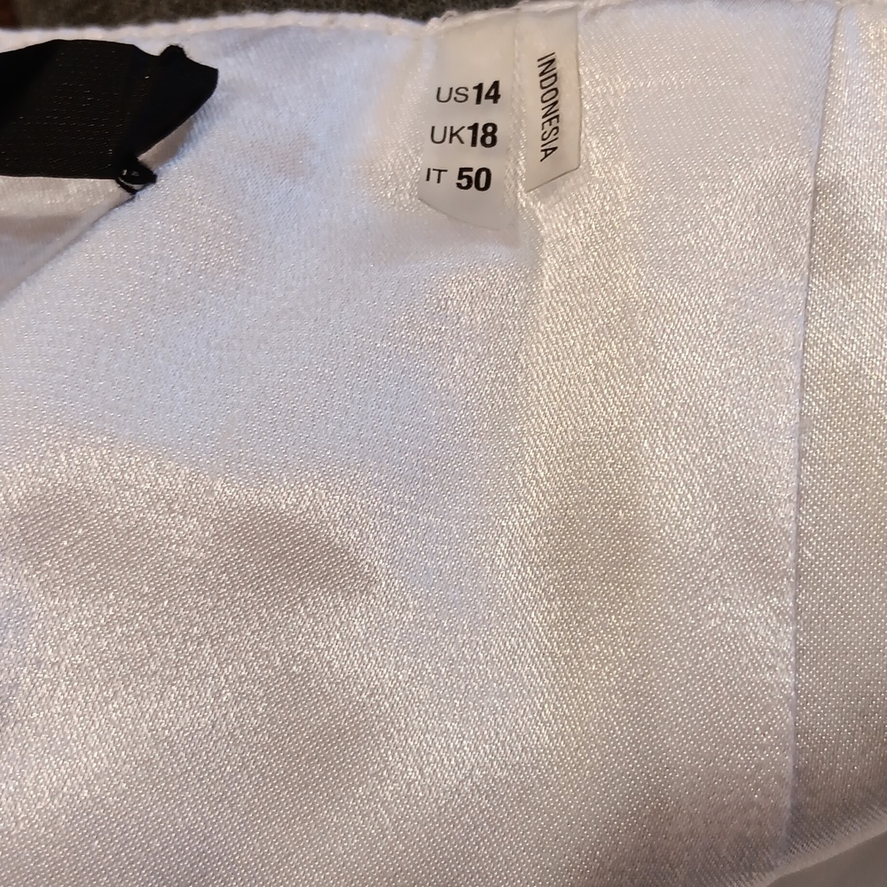 Tahari Arabesque Straight Skirt.Career. Occasion - Picture 7 of 9